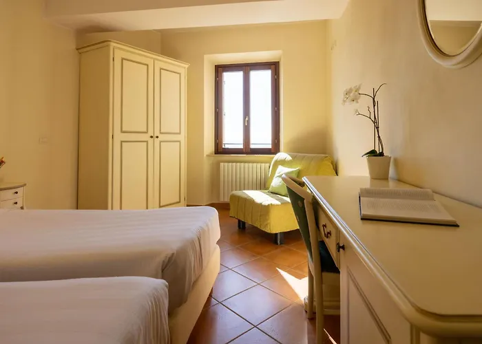 Hotel Monastero Sant'andrea 2*